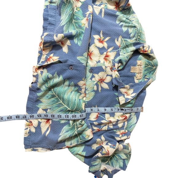 Island republic Hawaiian button up silk shirt size large awesome pattern & color - Picture 5 of 10